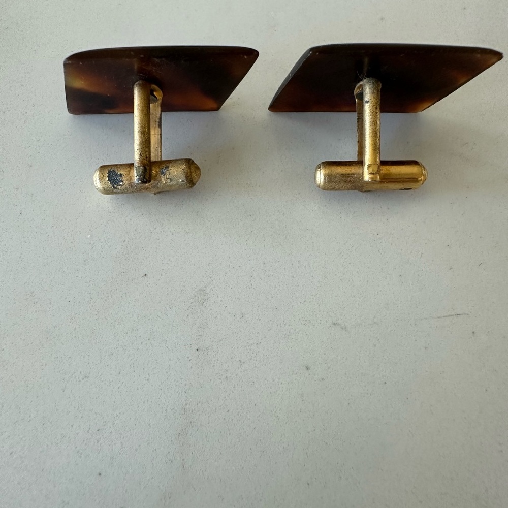 Brown Rectangular Tortise Cufflinks - image 3